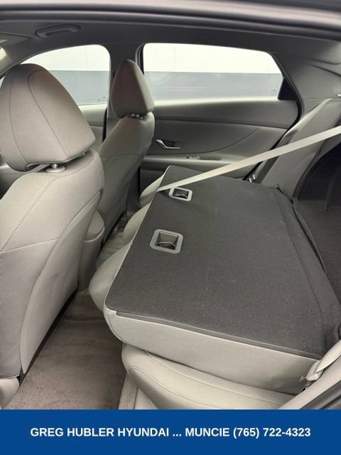 Used 2023 Hyundai Elantra SE FWD image 60