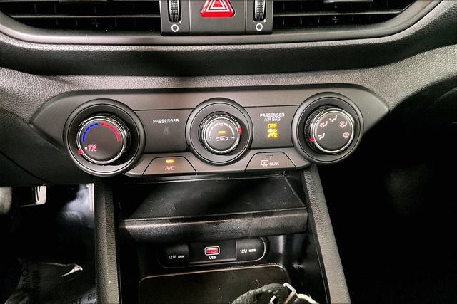 Used 2022 Kia Forte LXS image 32