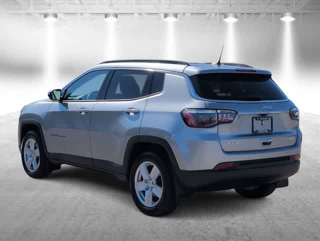 Used 2022 Jeep Compass Latitude w/ Convenience Group AWD/4WD image 6