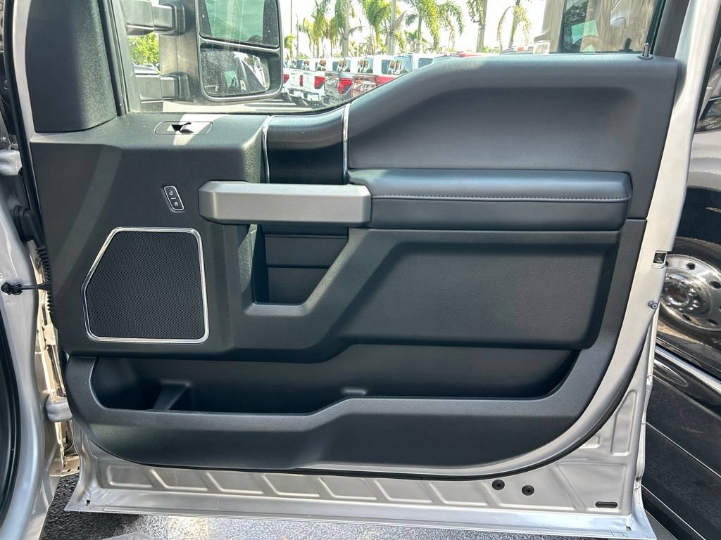 Used 2019 Ford F450 Platinum w/ Platinum Ultimate Package AWD/4WD image 42
