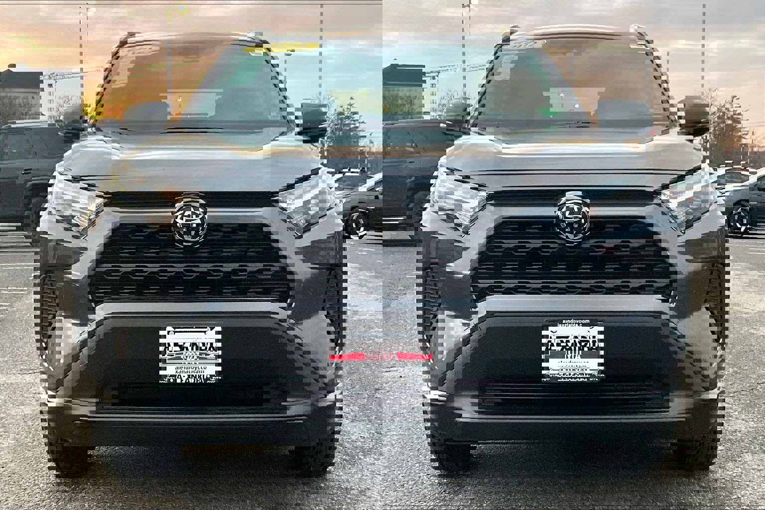 Used 2025 Toyota RAV4 XLE image 3