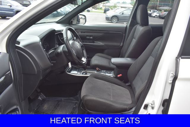 Used 2018 Mitsubishi Outlander LE AWD/4WD image 4