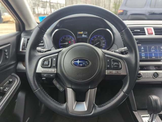 Used 2017 Subaru Outback 2.5i Limited image 19