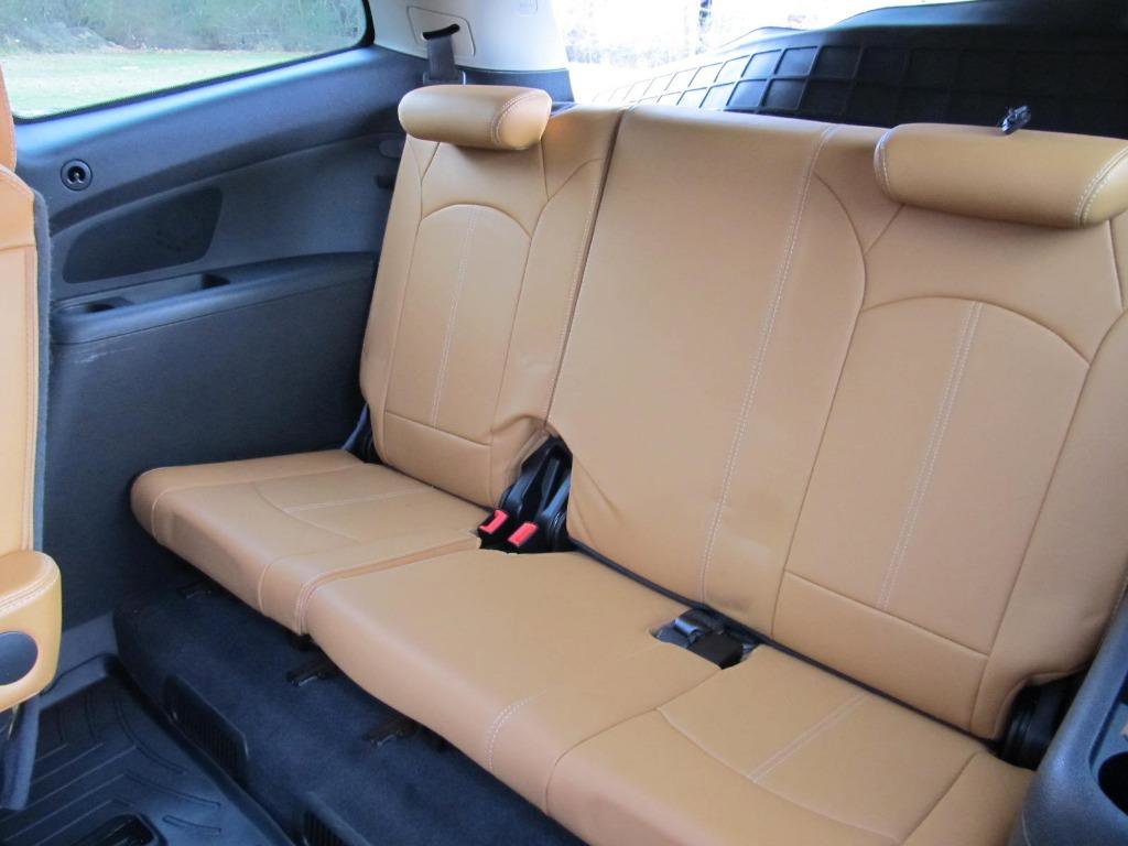 Used 2013 Chevrolet Traverse LT image 29