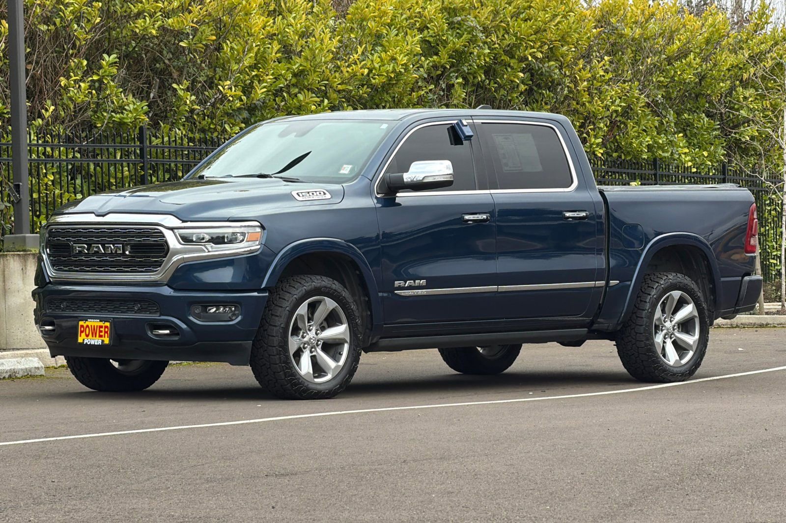 Used 2022 RAM 1500 Limited w/ Body Color Bumper Group image 8