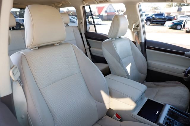 Used 2014 Lexus GX 460 w/ Premium Package image 19