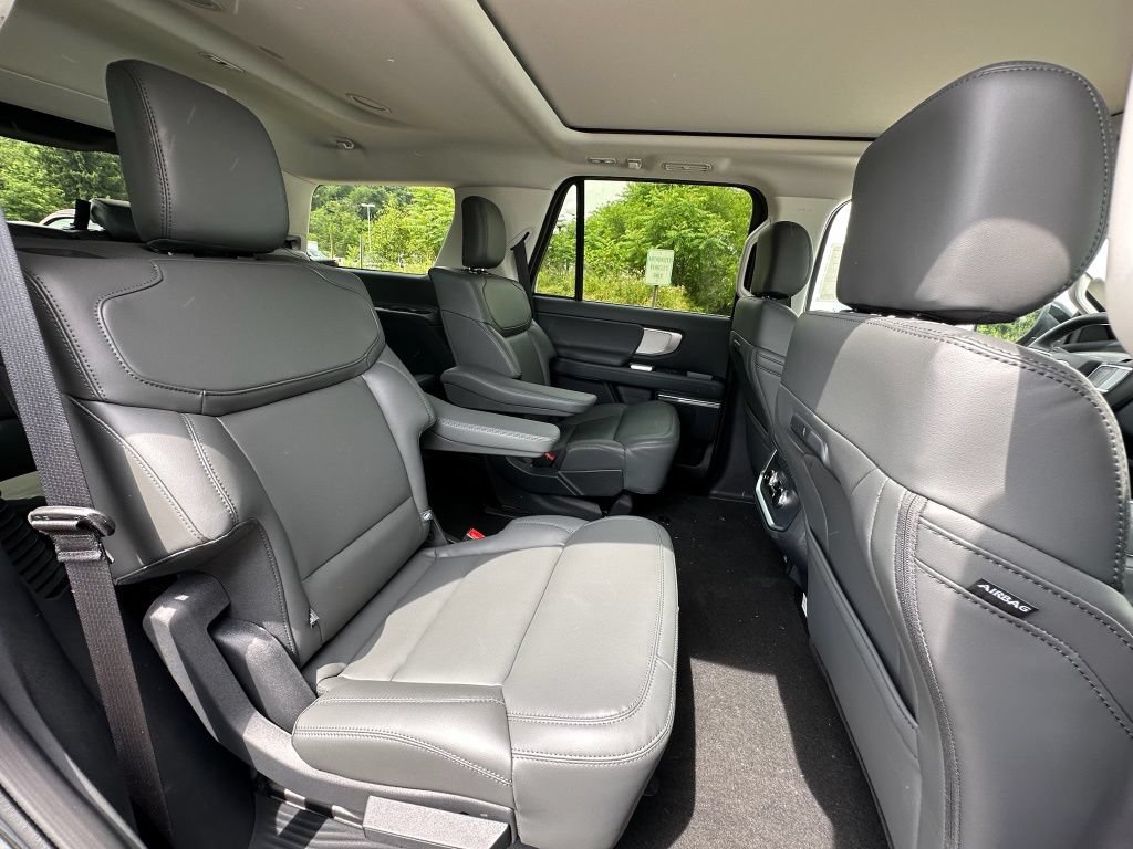 New 2026 Ford Expedition Active AWD/4WD image 26