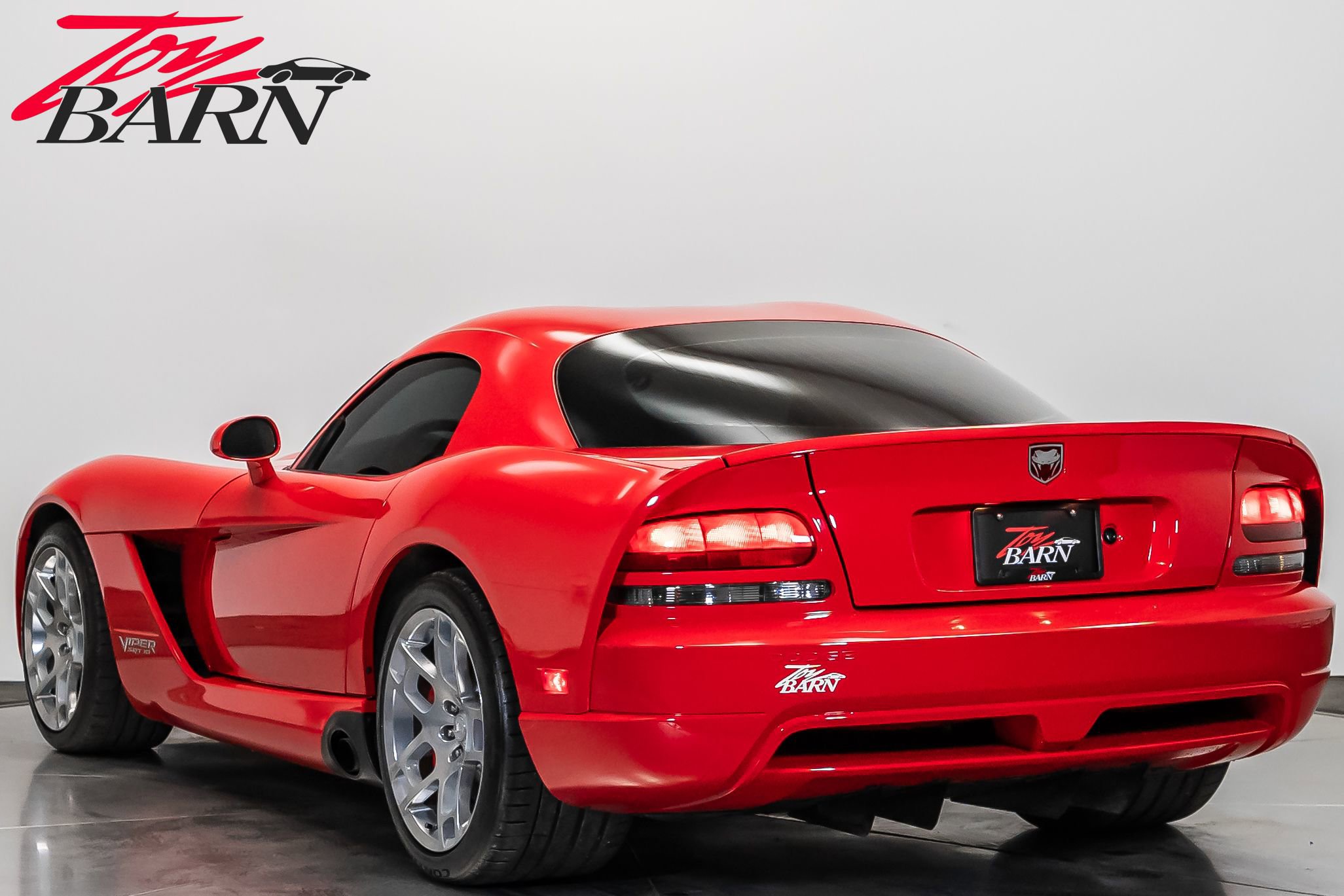 Used 2008 Dodge Viper SRT-10 image 3