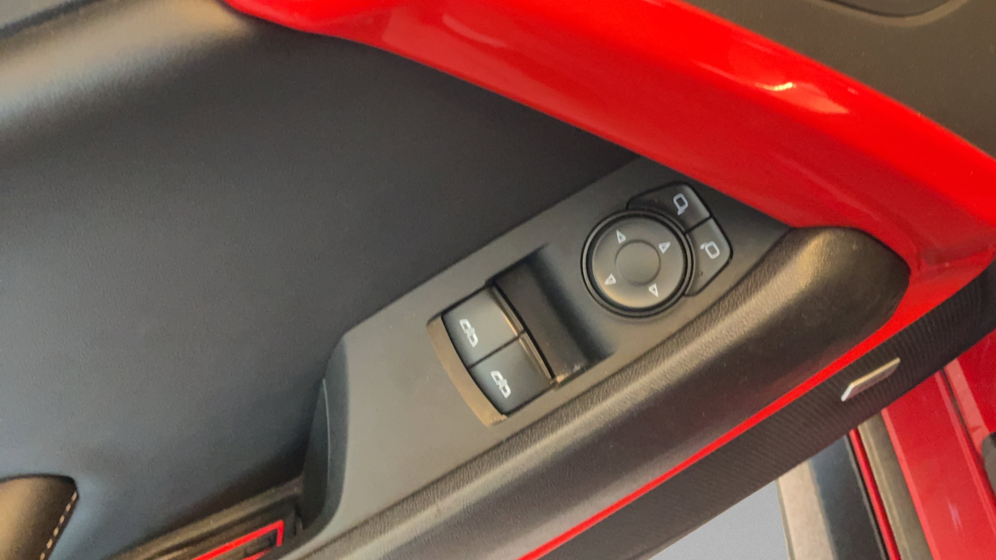 Used 2021 Chevrolet Camaro LT w/ Technology Package RWD image 26