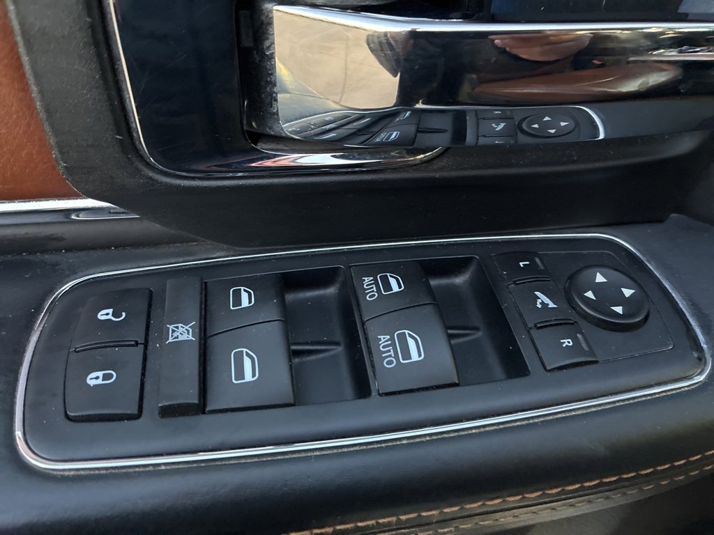 Used 2016 RAM 3500 Laramie Longhorn image 8