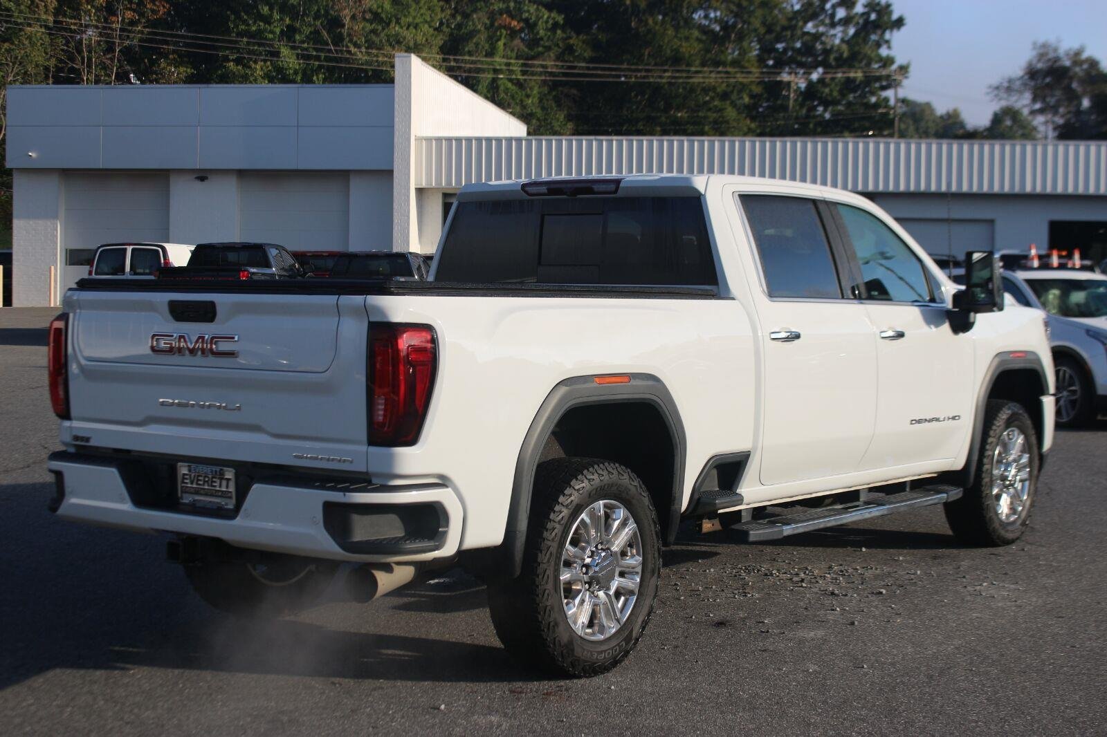 Used 2022 GMC Sierra 2500 Denali AWD/4WD image 7