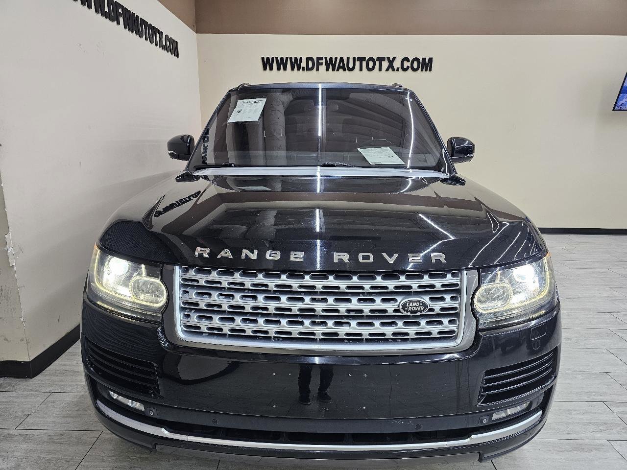 Used 2014 Land Rover Range Rover Supercharged AWD/4WD image 3