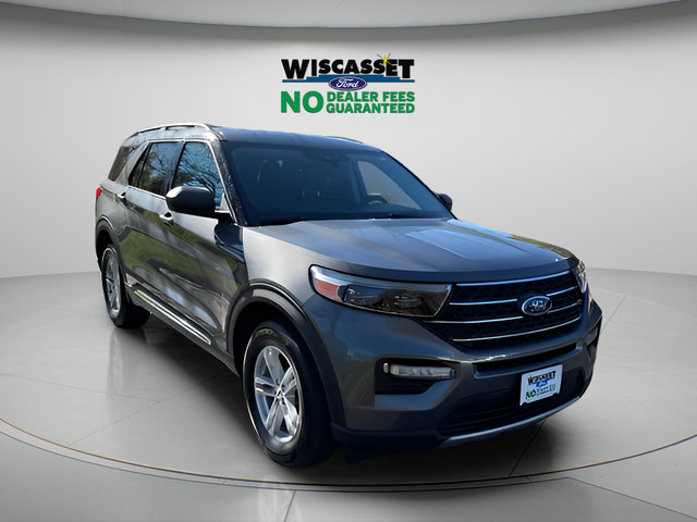 Certified 2022 Ford Explorer XLT w/ Equipment Group 202A AWD/4WD image 1