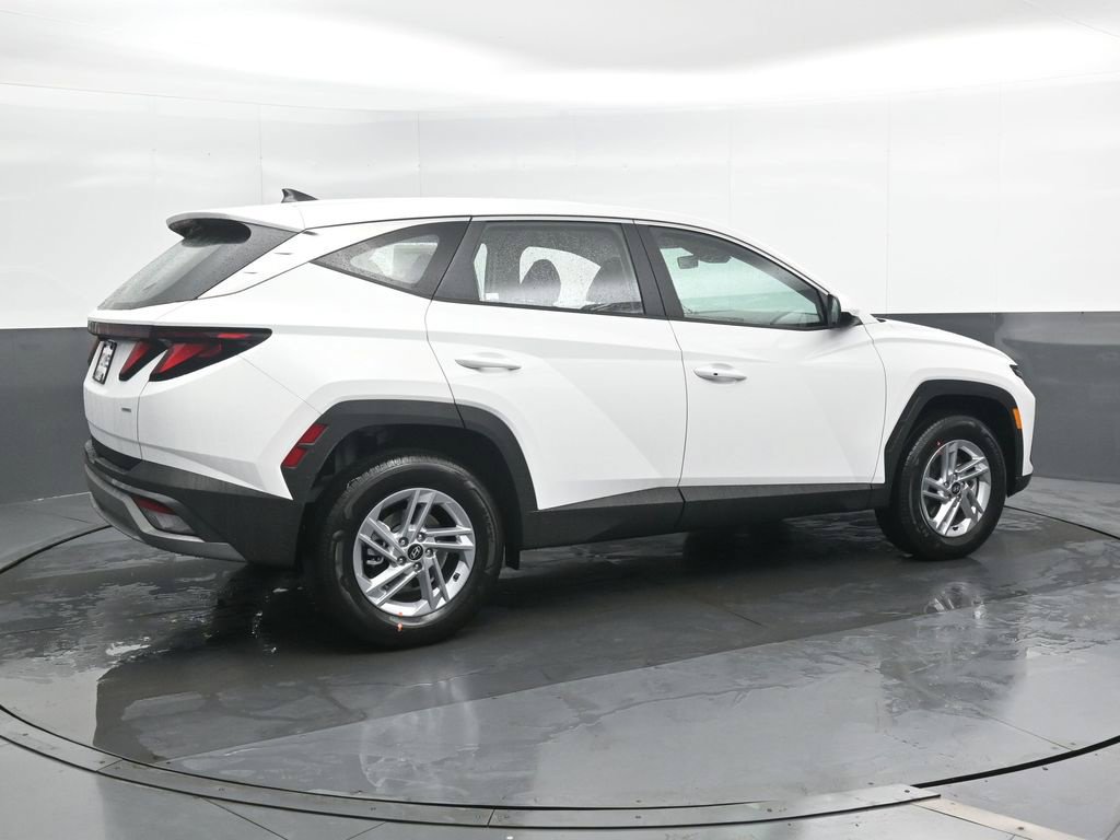 New 2026 Hyundai Tucson SE AWD/4WD image 2