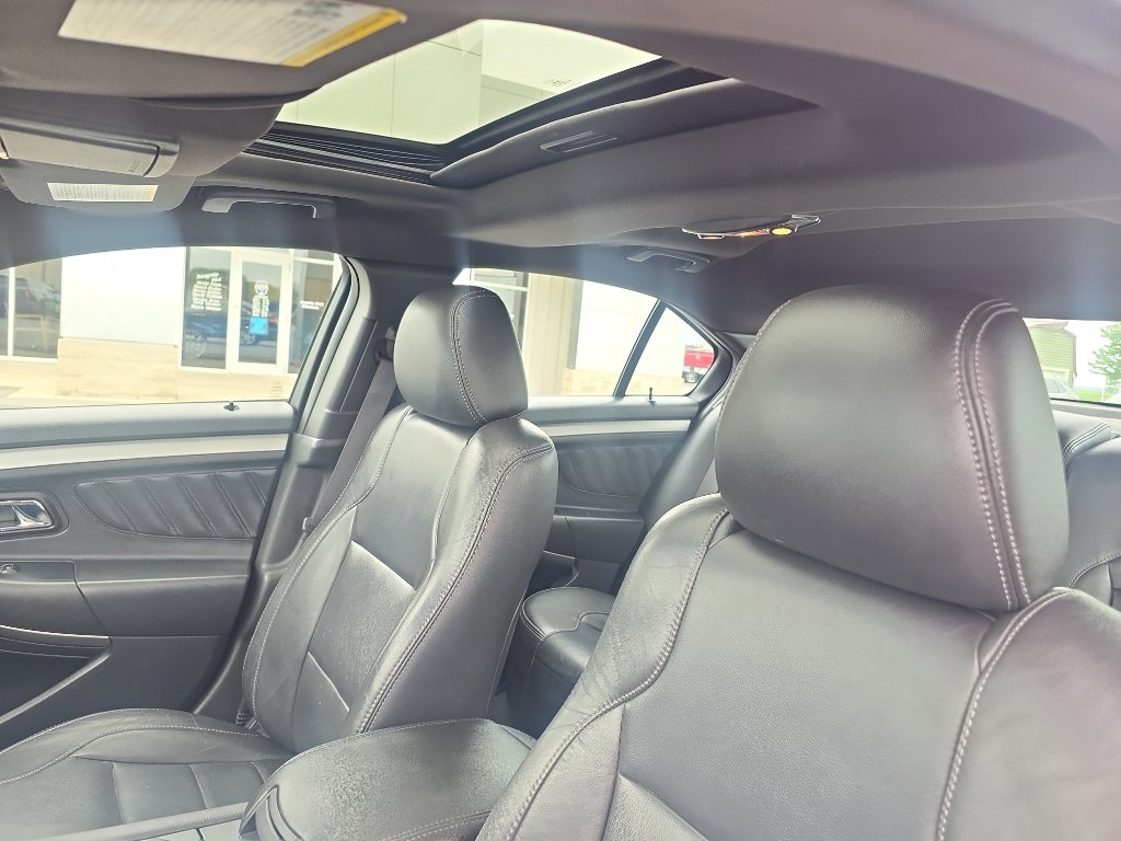 Used 2013 Ford Taurus SEL FWD image 9