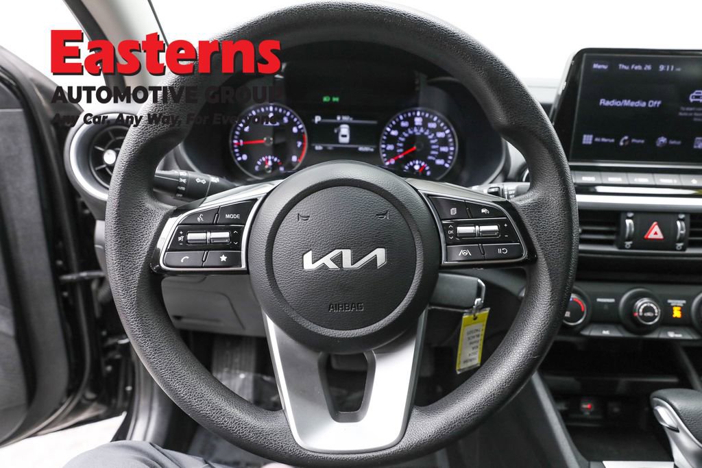 Used 2024 Kia Forte LXS image 10