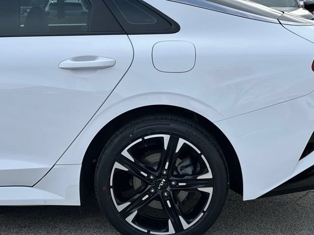 Used 2022 Kia K5 GT-Line AWD/4WD image 9