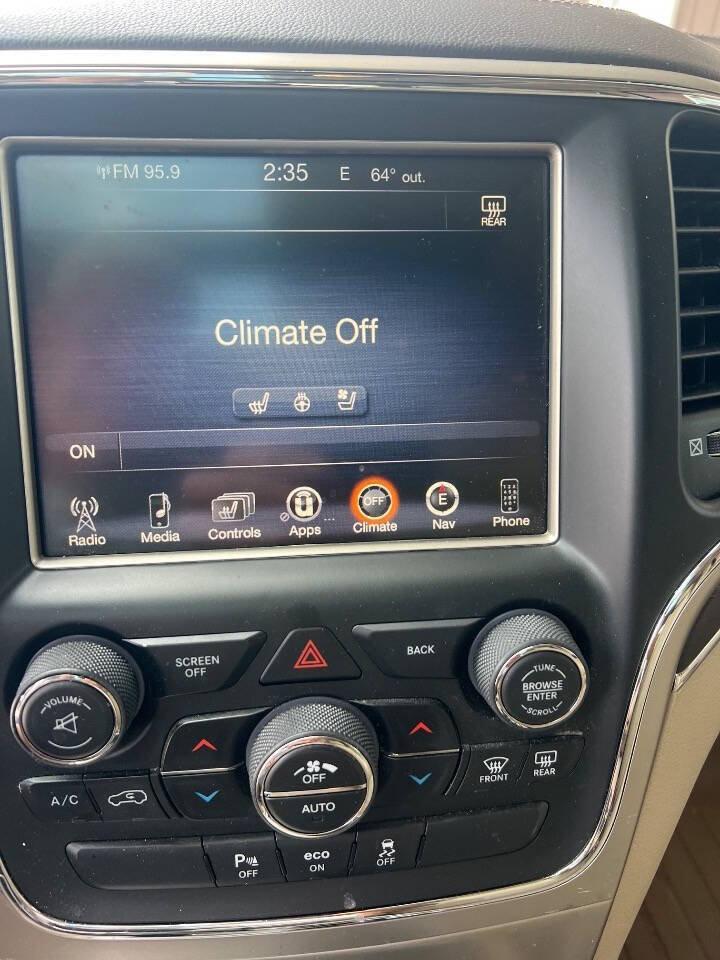 Used 2015 Jeep Grand Cherokee Overland AWD/4WD image 13