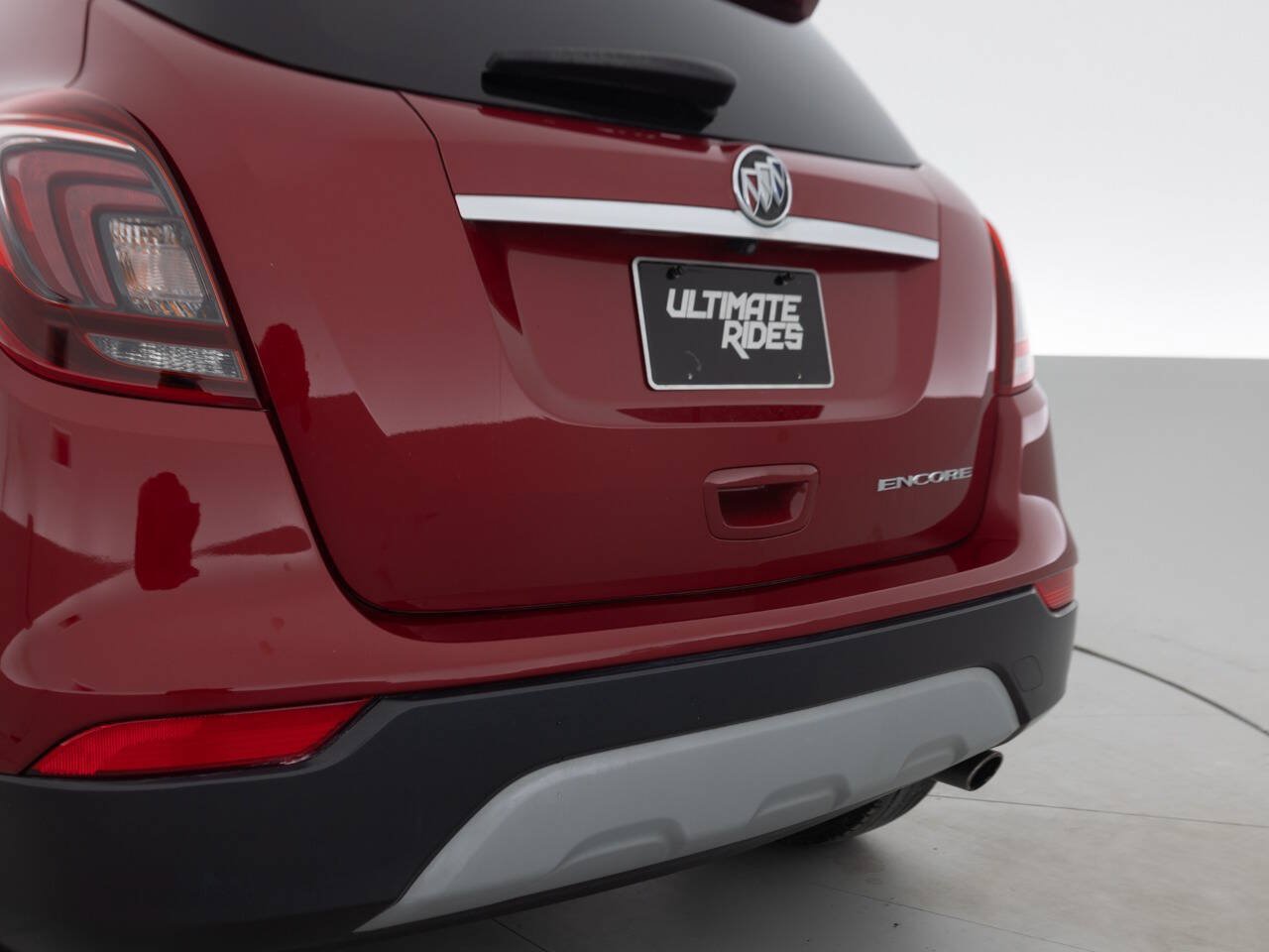 Used 2019 Buick Encore Preferred FWD image 17