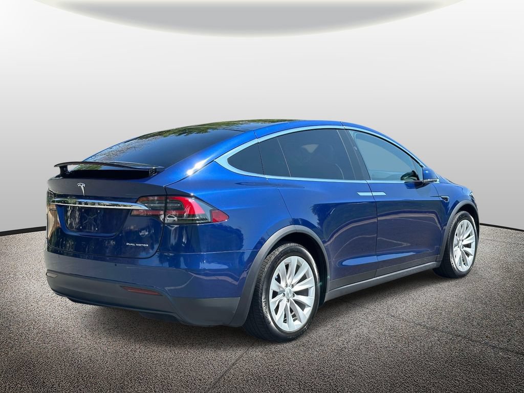 Used 2021 Tesla Model X Long Range AWD/4WD image 2