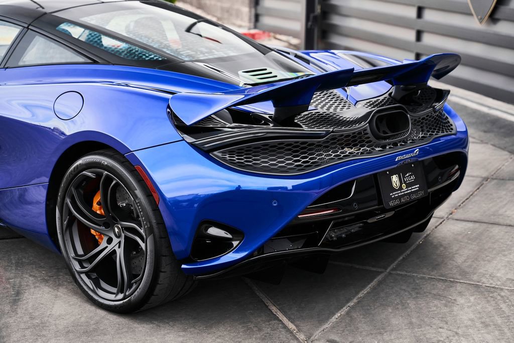 Used 2024 McLaren 750S RWD image 13