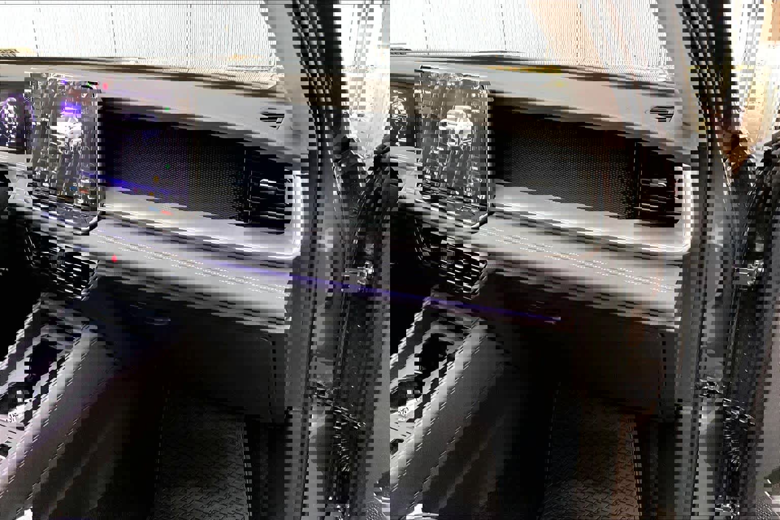 New 2026 Volkswagen Tiguan SE image 27