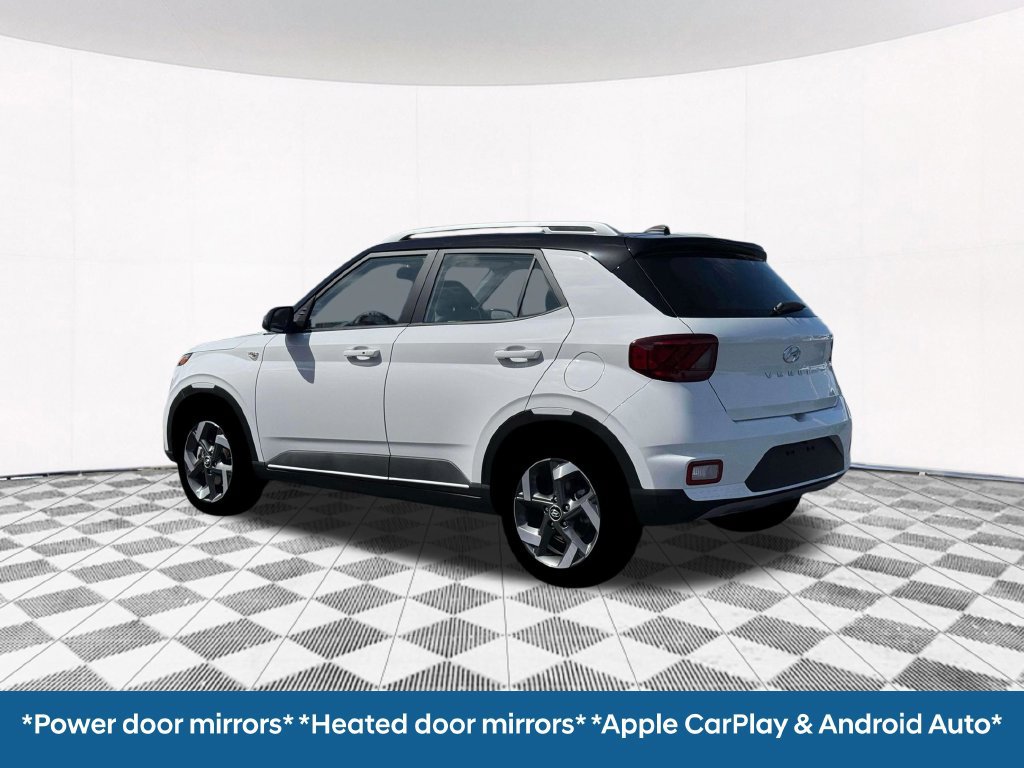 New 2026 Hyundai Venue SEL FWD image 7