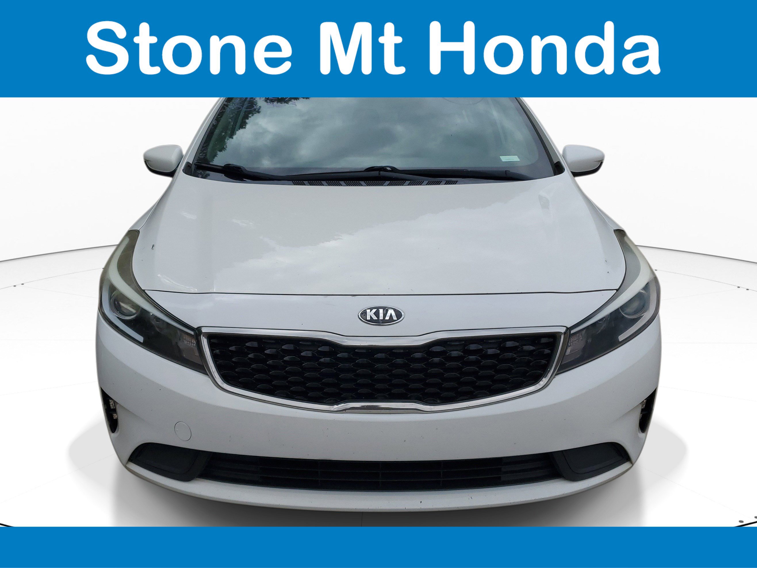 Used 2017 Kia Forte LX FWD image 2