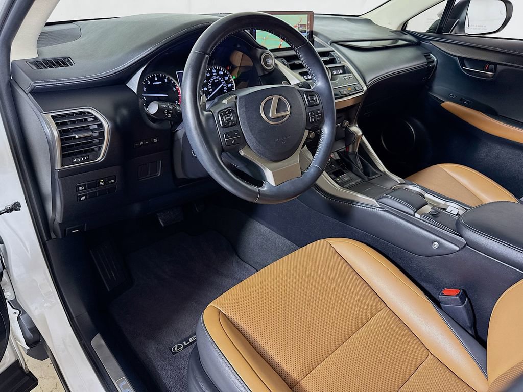 Used 2018 Lexus NX 300 FWD w/ Premium Package image 7