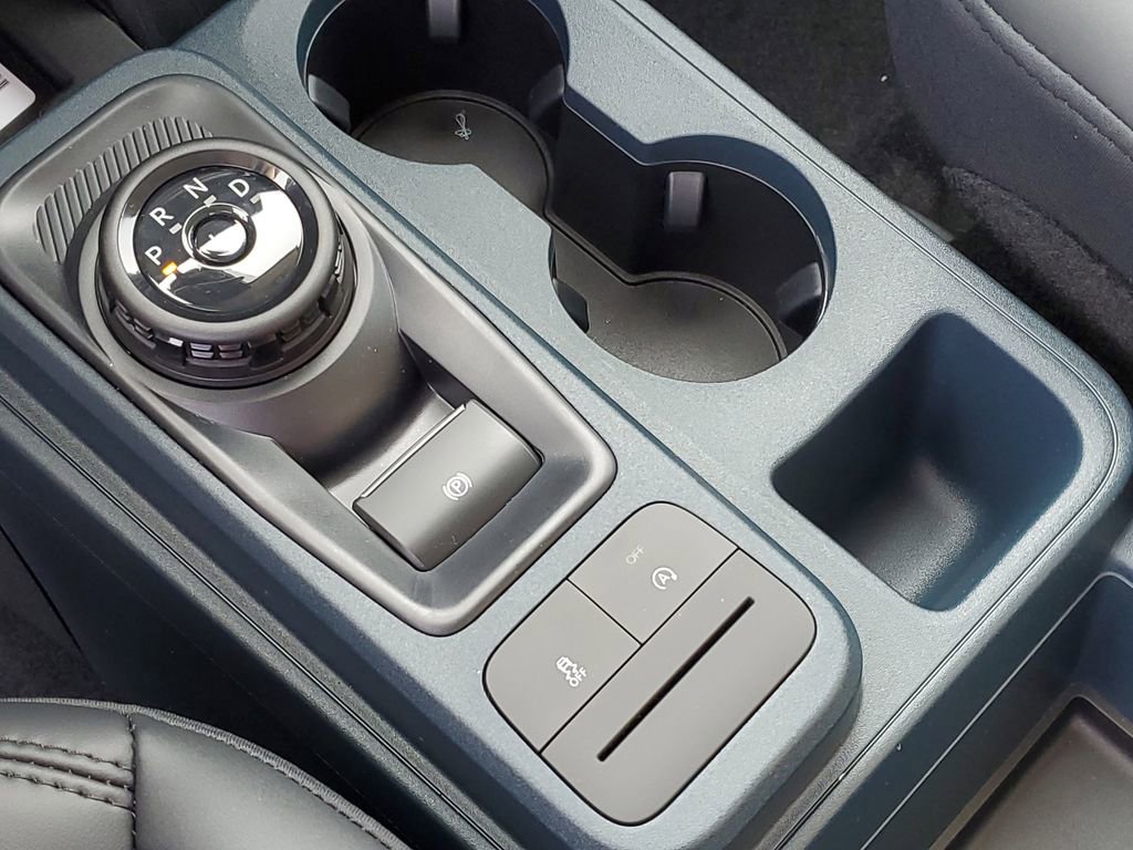 New 2025 Ford Maverick Lariat w/ Black Appearance Package image 21