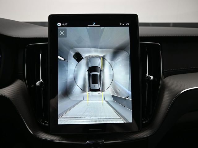 New 2026 Volvo XC60 B5 Ultra w/ Climate Package image 21