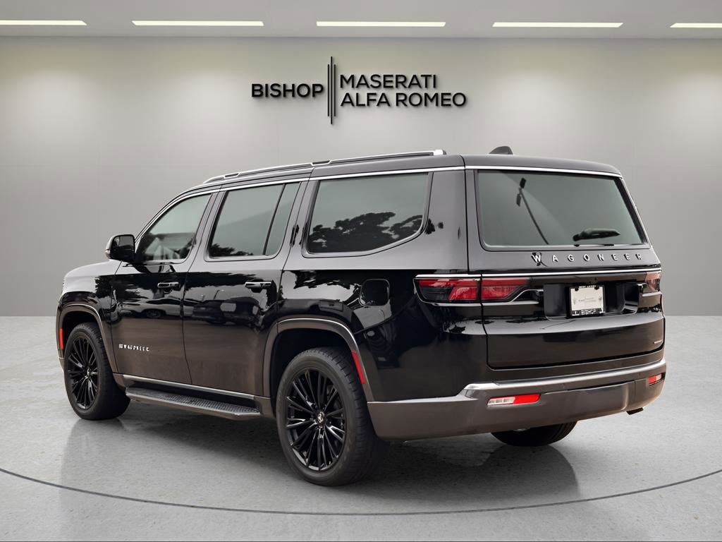 Used 2022 Jeep Wagoneer Series III w/ Rear Seat Video Group 1 RWD image 4