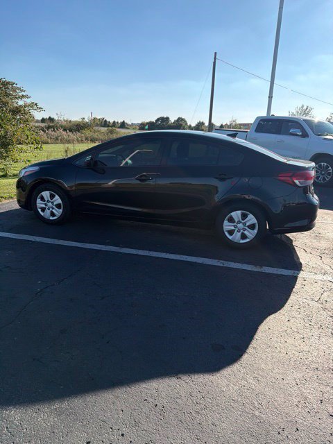 Used 2018 Kia Forte LX FWD image 4