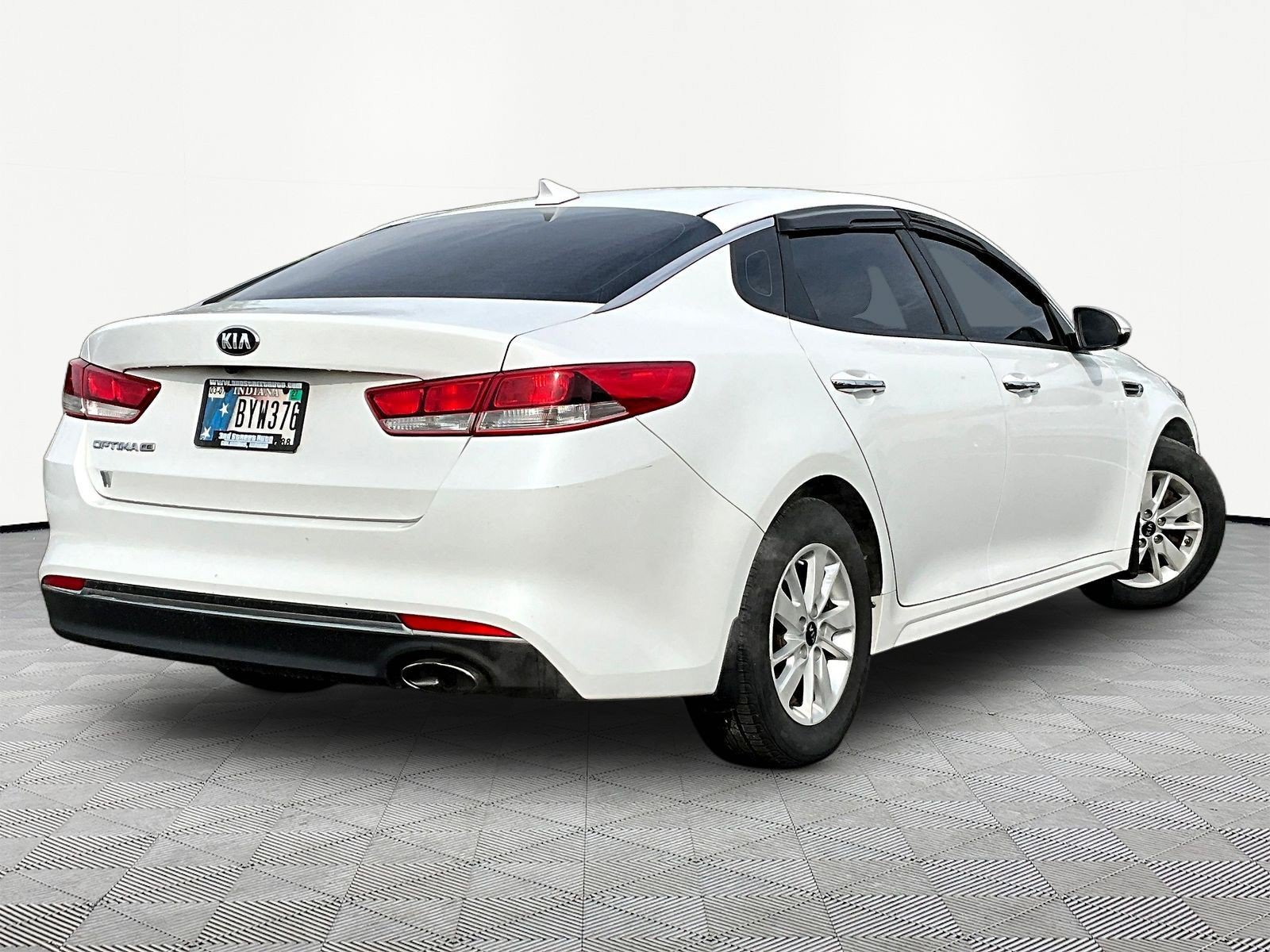 Used 2016 Kia Optima LX FWD image 6
