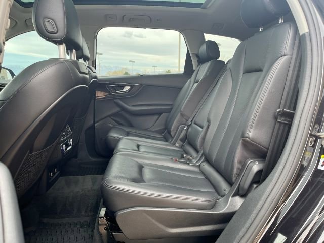 Used 2019 Audi Q7 3.0T Prestige w/ Prestige Package image 16