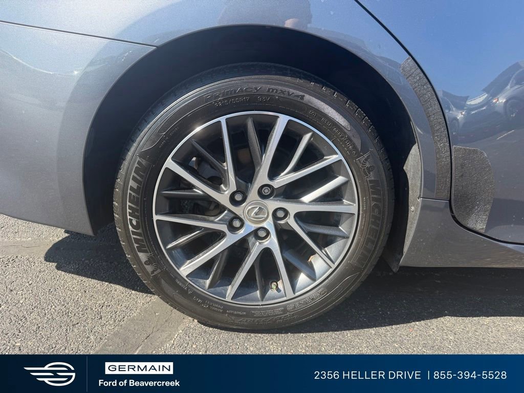 Used 2016 Lexus ES 350 w/ Luxury Package w/Wood Trim FWD image 11