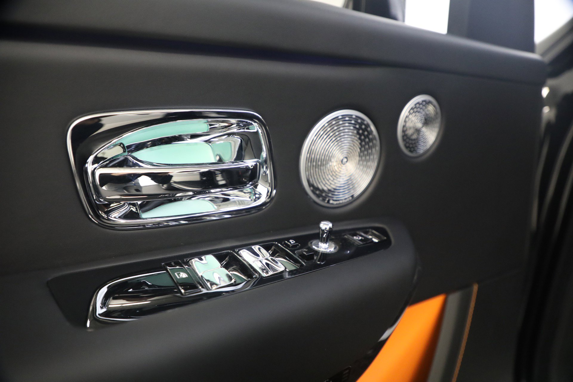 Certified 2026 Rolls-Royce Cullinan Black Badge image 38