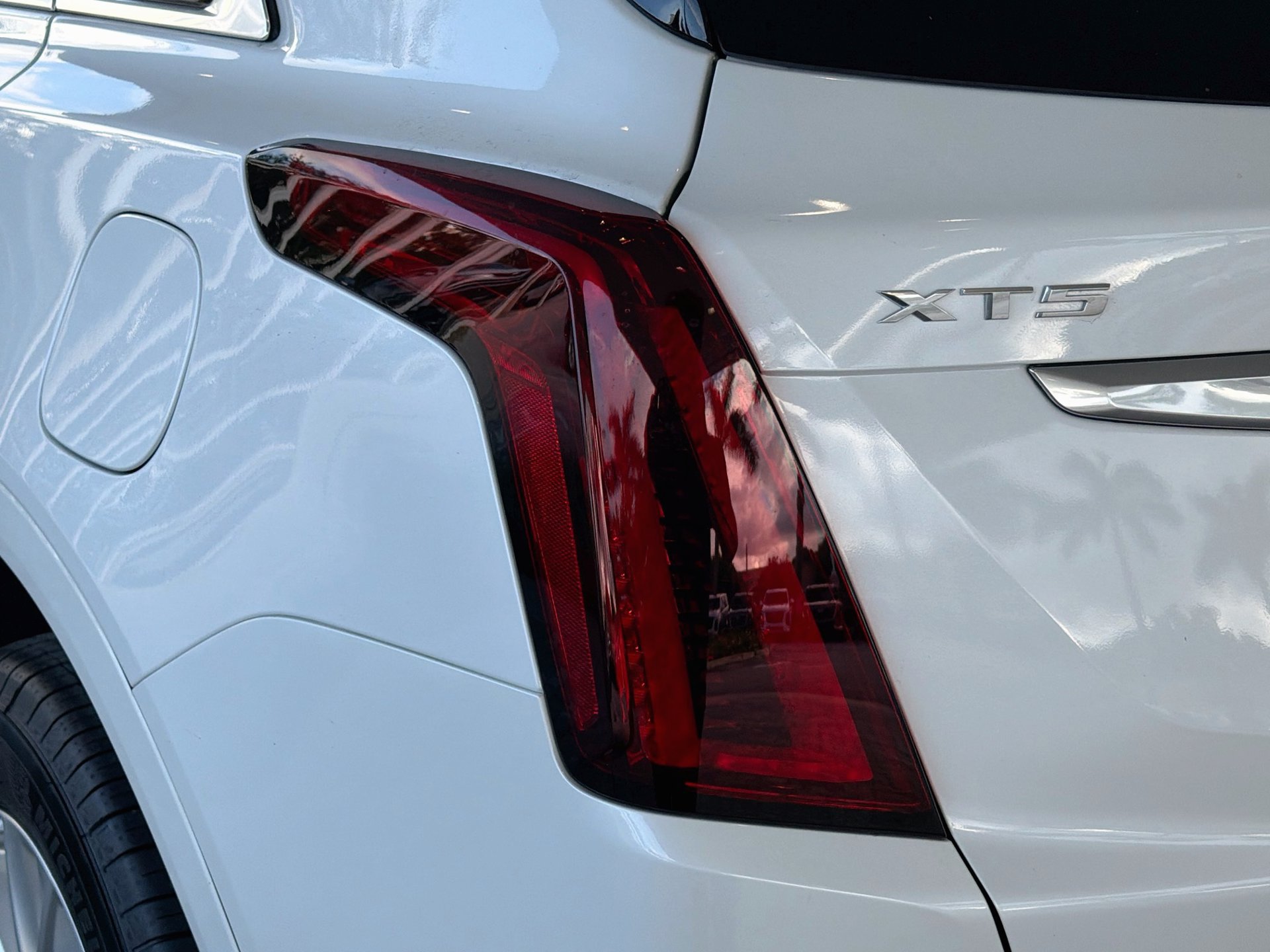 Certified 2023 Cadillac XT5 Luxury FWD image 12