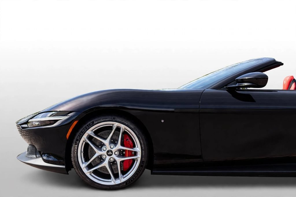 Certified 2024 Ferrari Roma Spider RWD image 28