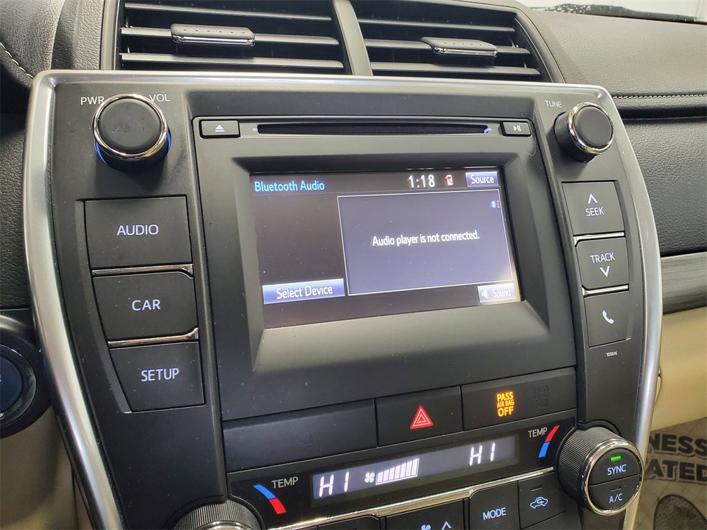 Used 2017 Toyota Camry LE image 18