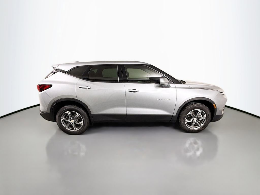 Used 2024 Chevrolet Blazer LT image 8