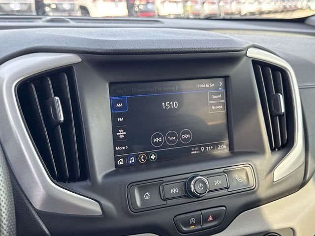 Used 2024 GMC Terrain SLE image 18