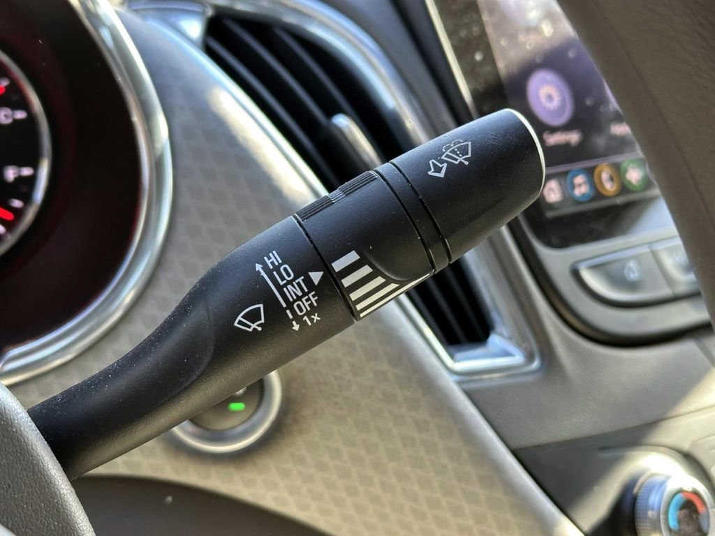 Used 2019 Chevrolet Malibu Hybrid image 23