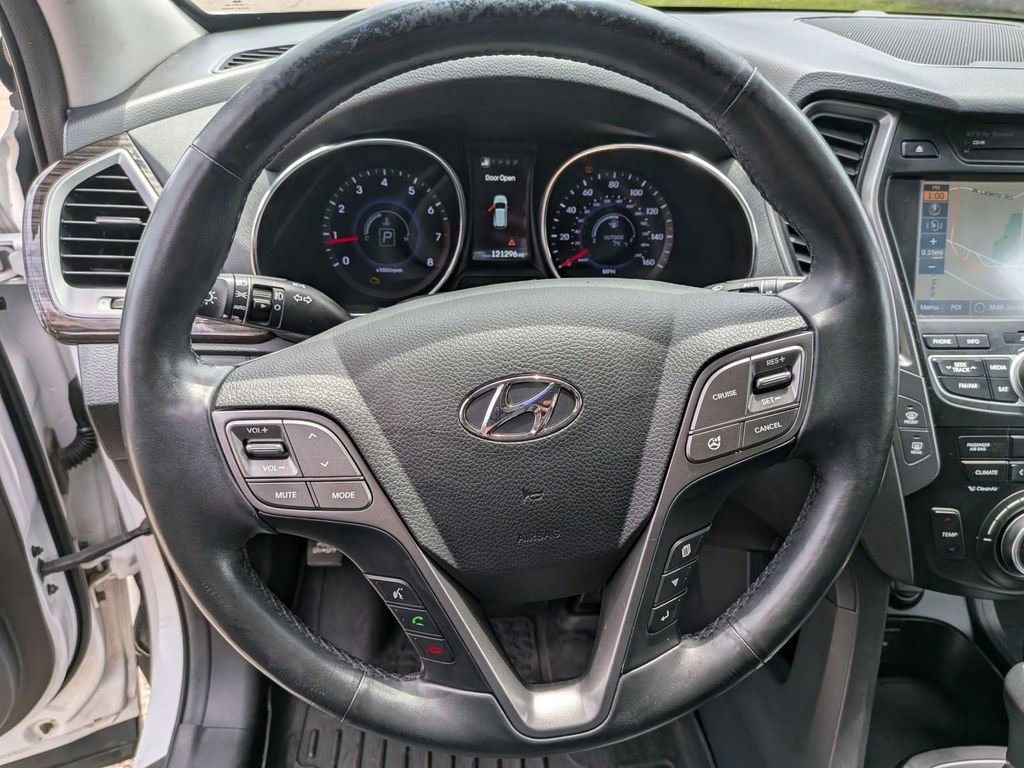 Used 2015 Hyundai Santa Fe Sport 2.0T w/ Option Group 05 AWD/4WD image 11