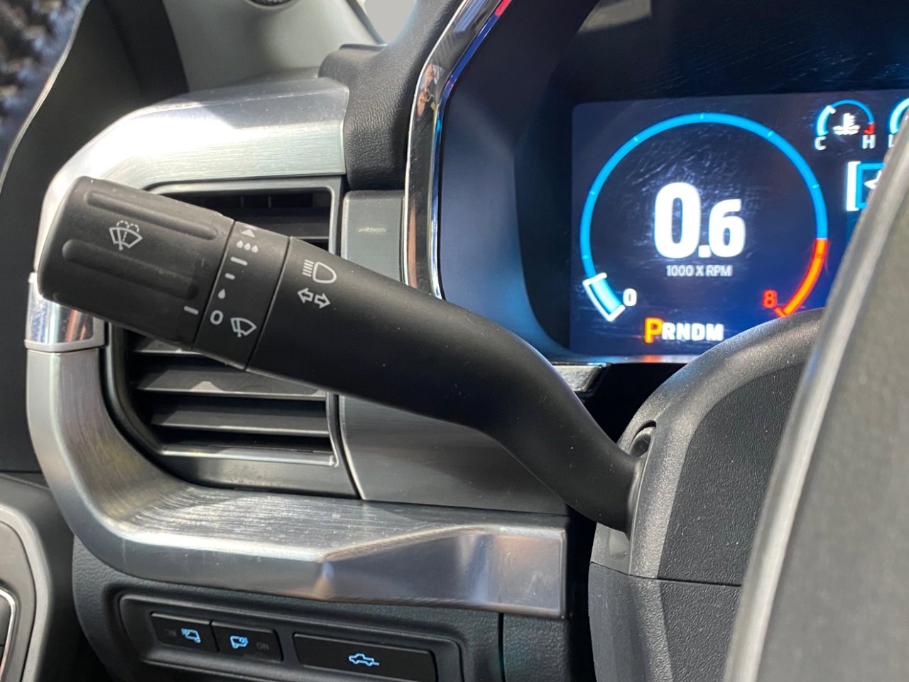 Used 2022 Ford F150 Lariat image 13