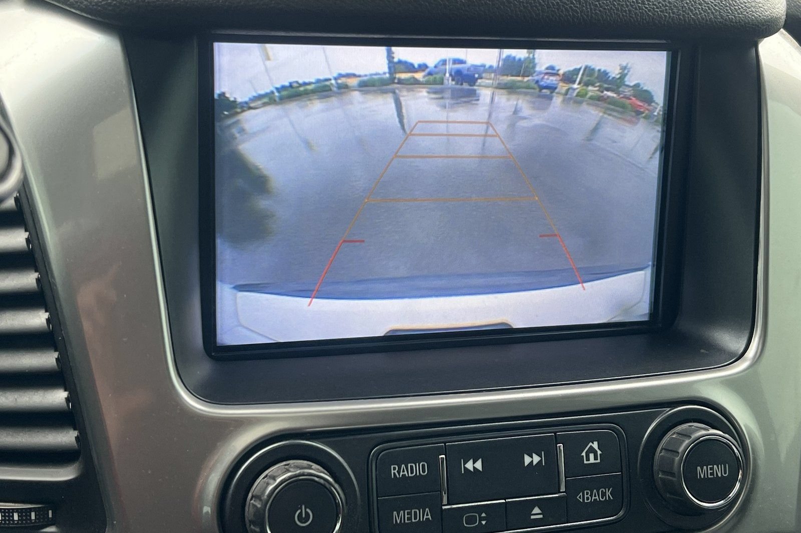 Used 2018 Chevrolet Suburban LT AWD/4WD image 21