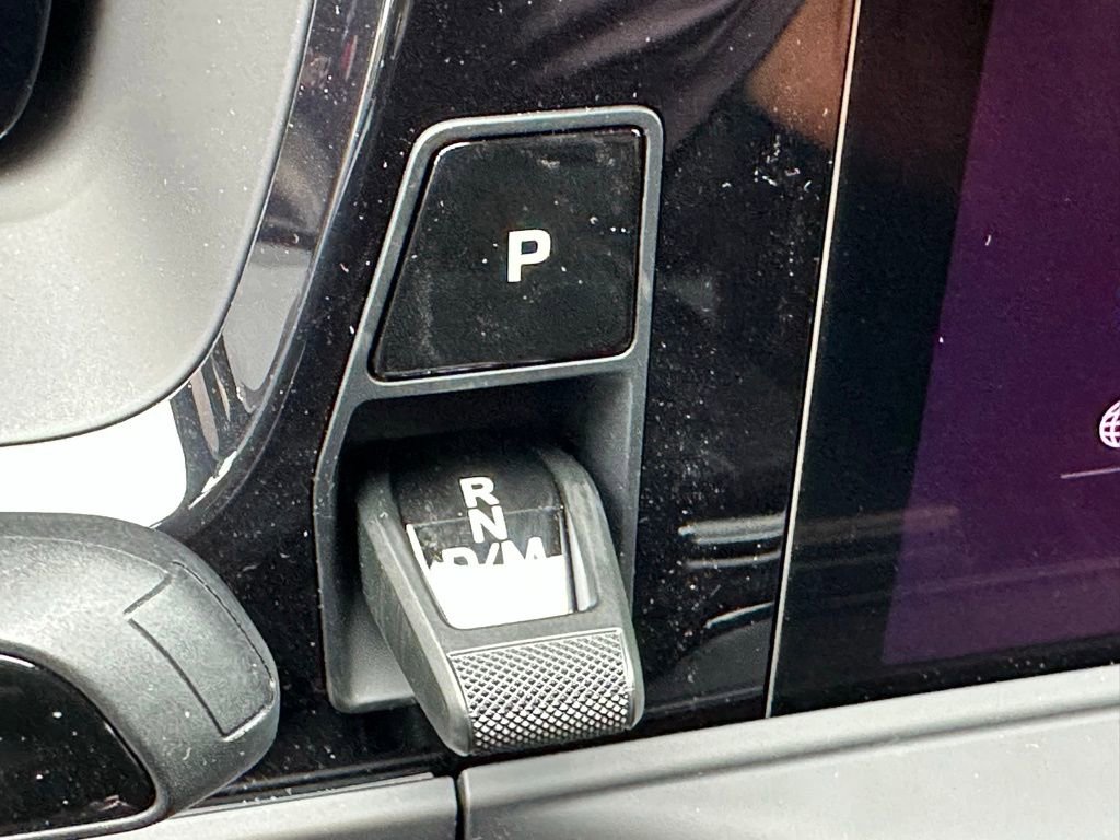 Used 2026 Porsche Panamera 4 image 25