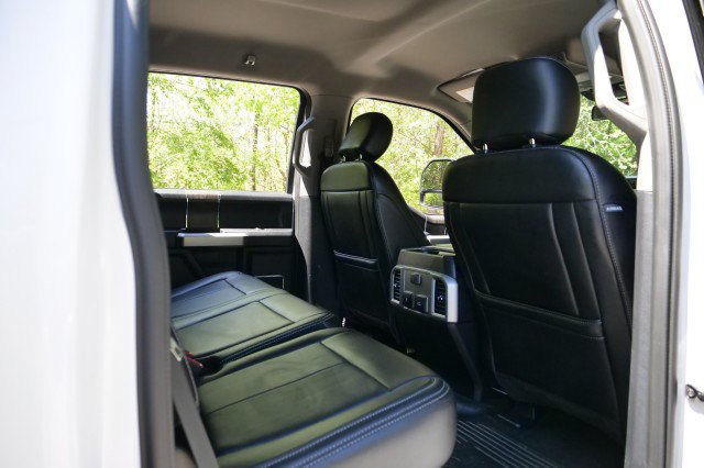 Used 2021 Ford F250 Lariat w/ Lariat Value Package AWD/4WD image 40