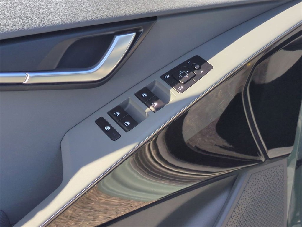 New 2026 Kia Niro EX image 23
