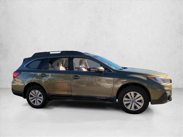 Used 2019 Subaru Outback 2.5i Premium image 4